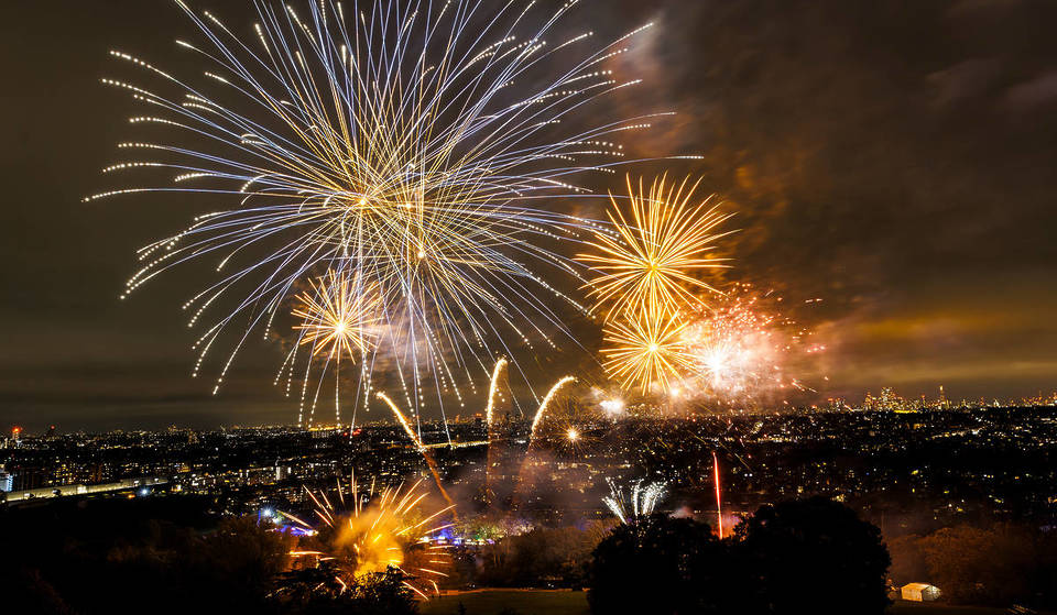 11 knallige Feuerwerke in London, die Sie in der Bonfire Night sehen sollten