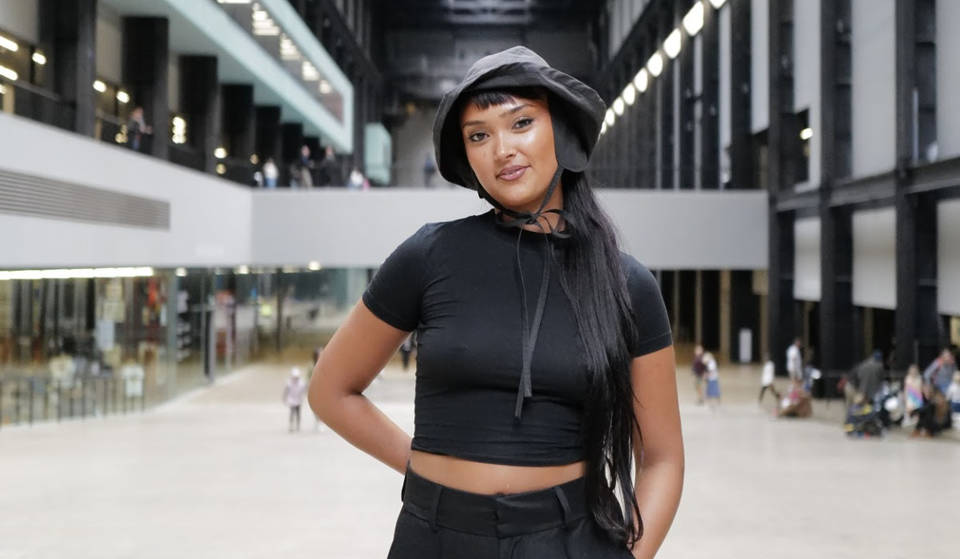 Joy Crookes si esibirà in una mostra intima alla Tate Modern questo mese: ecco come ottenere i biglietti per lo spettacolo