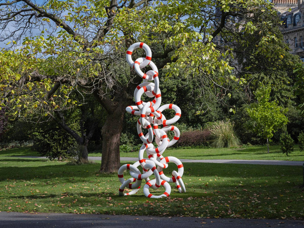 Elmgreen & Dragset, Life Rings, Fig. 3, 2023 –Tree-like sculpture of 'life rings' in Regents Park for Frieze Sculpture