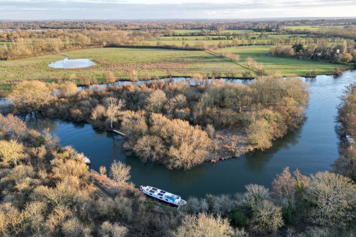 A Secret Private Island In The River Thames Is Up For Sale