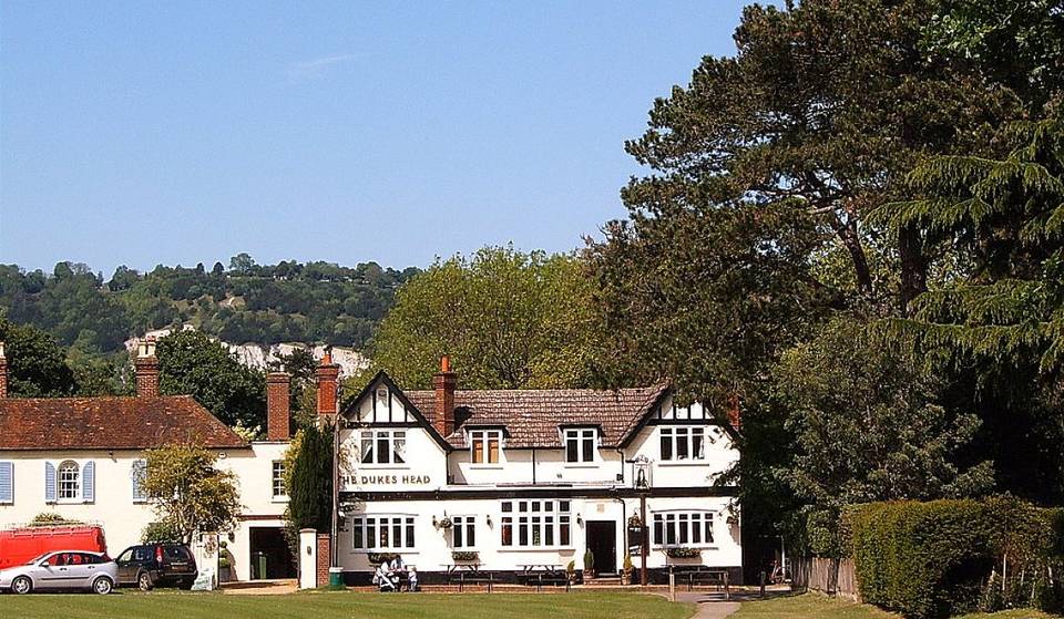 This Tiny Picturesque Village Near London Holds One Of The Largest Bonfire Night Celebrations In The UK &#8211; And It&#8217;s Recently Been Named One Of The Best Places To Live