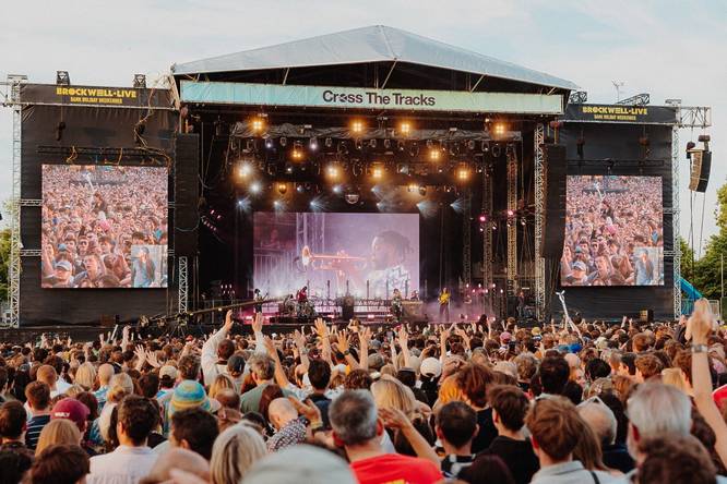 Cross The Tracks main stage in full swing at the 2025 event