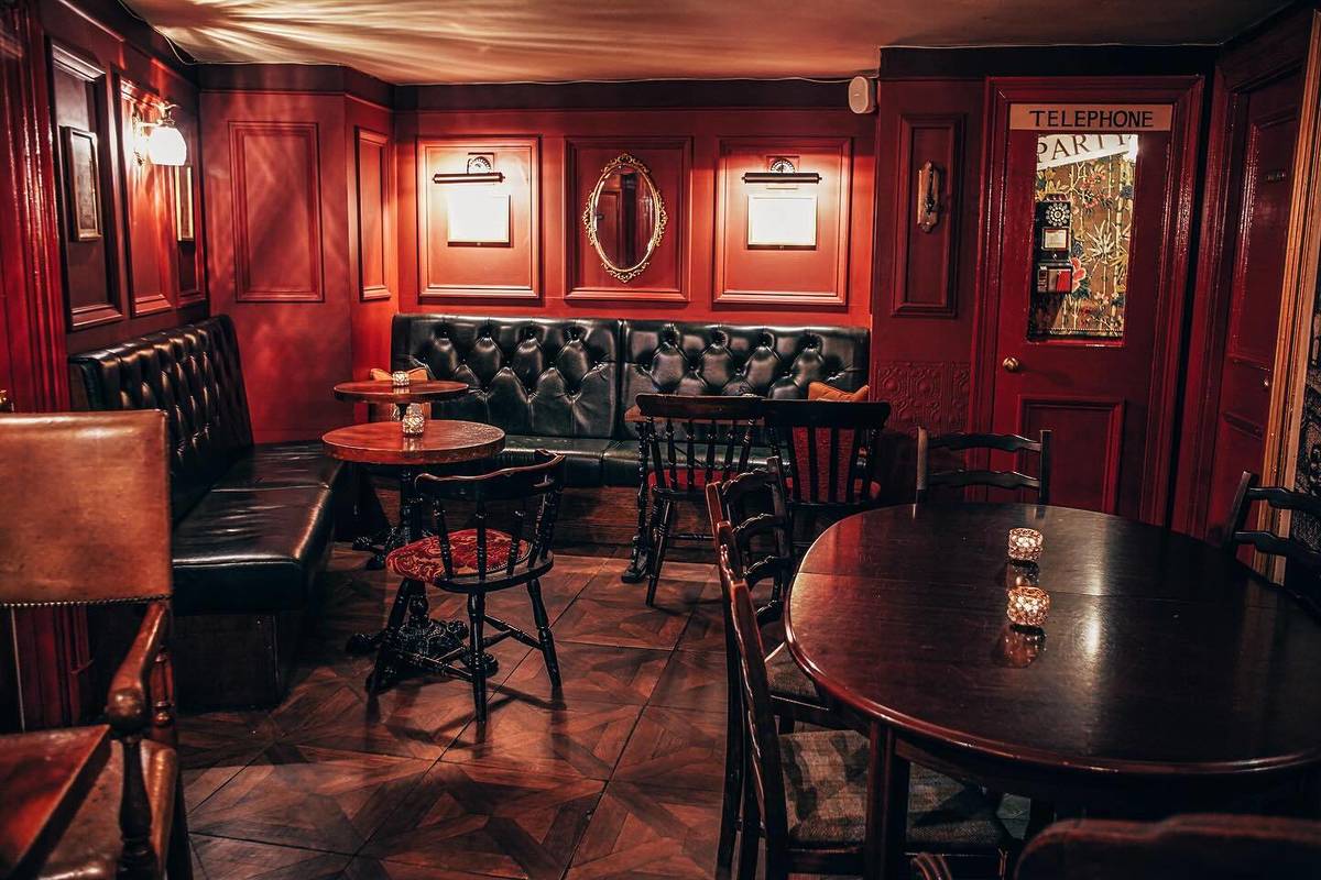 This Hidden Speakeasy In The UK Has Just Been Named The World’s Best Bar On The Planet This Hidden Speakeasy In The UK Has Just Been Named The World’s Best Bar On The Planet