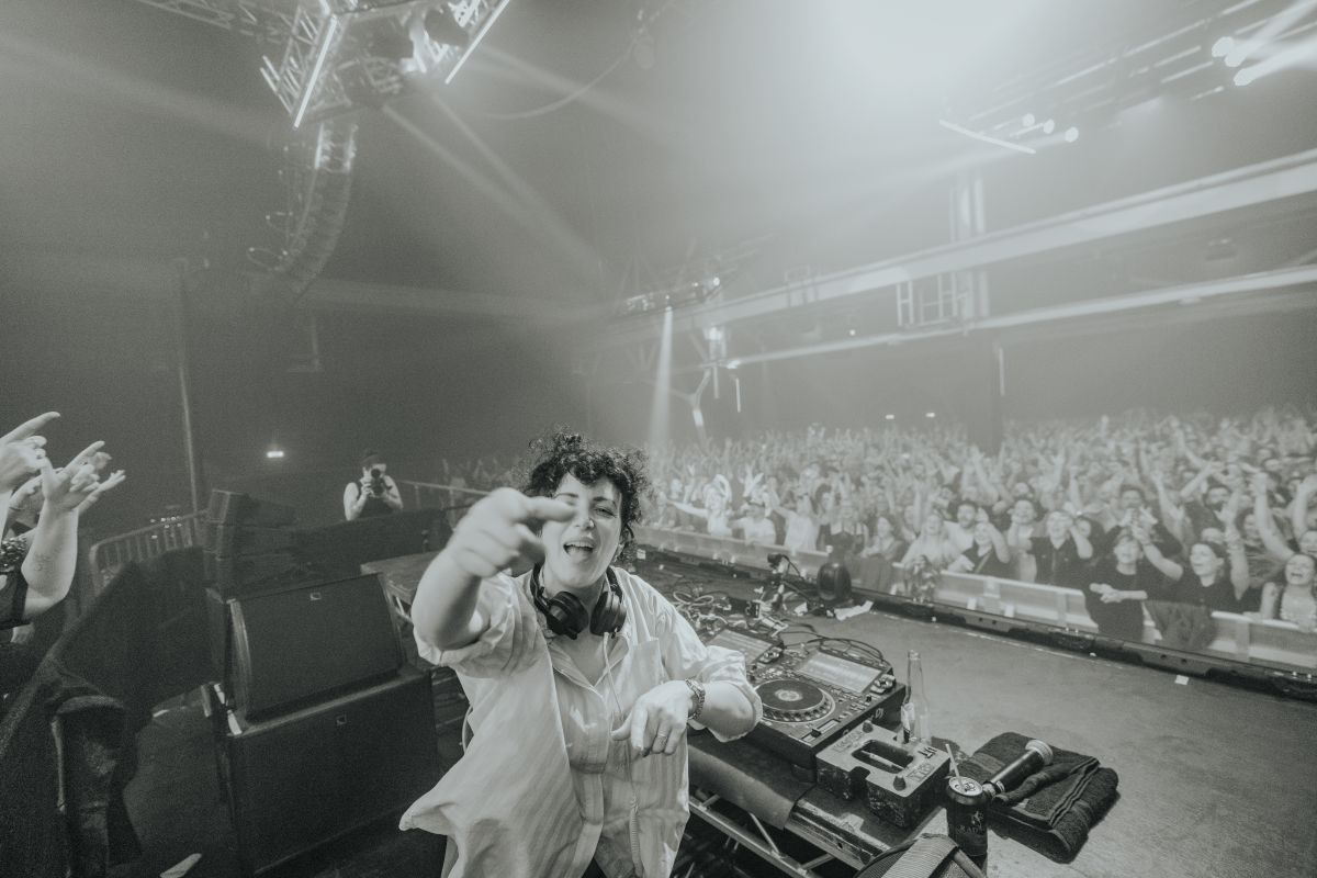 Annie Mac Has Announced The First Ever ‘Before Midnight’ Clubbing Residency In London – Here’s How To Get Tickets To The Early Start/Early Finish Club Nights