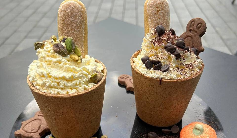 Londons neues, virales Dessert besteht aus einer komplett essbaren Kaffeetasse – und Sie können diese Instagram-tauglichen Kreationen für nur £6 bekommen