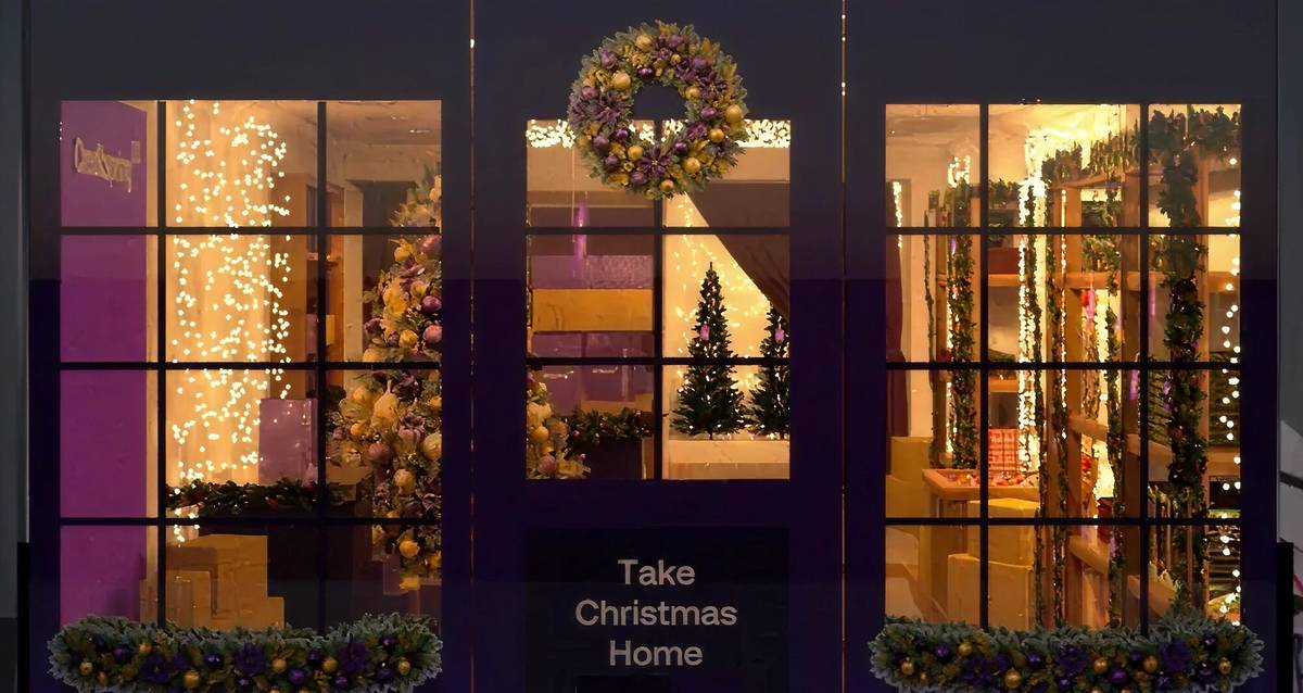 A Free Christmas Pop-Up In London Will Let Families Borrow Trees, Toys And Decorations Without Spending A Penny