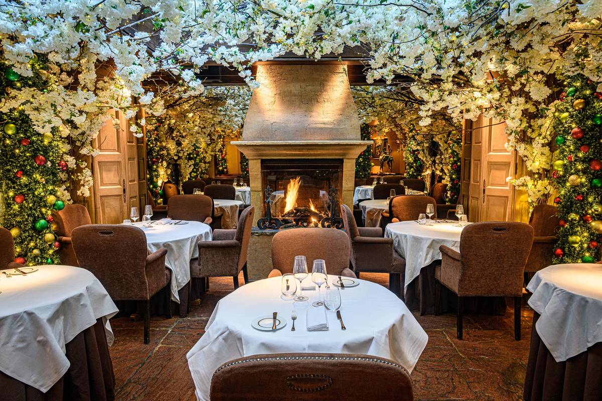 clos maggiore festive dining room decor