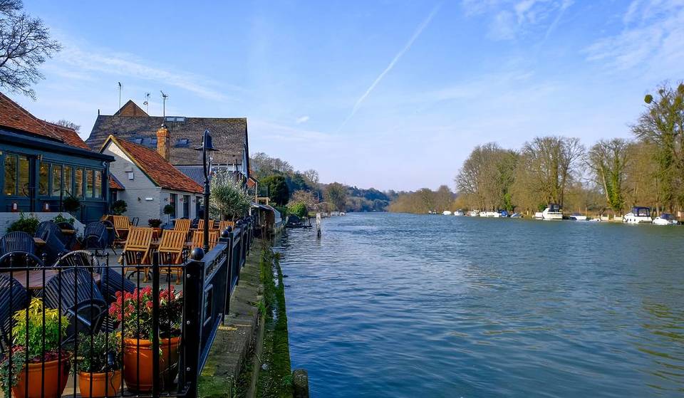 This Medieval Riverside Village Near London Was Recently Named One Of The Best Places To Live – And It’s Where One Of The Most Famous Rock Bands Of All Time Was Formed