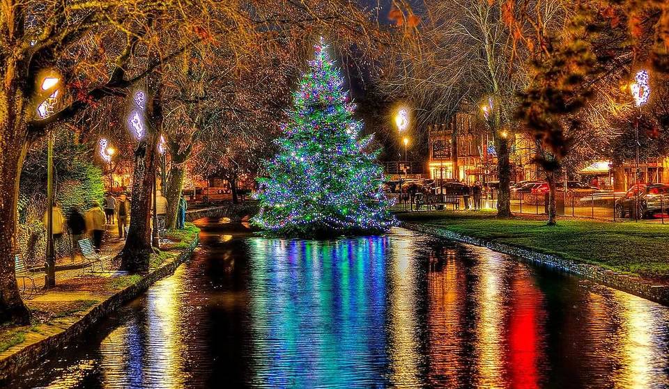 This Fairytale Village Just 2 Hours From London Is Often Referred To As The ‘Venice Of The Cotswolds’ – And It’s Home To A Giant Floating Christmas Tree