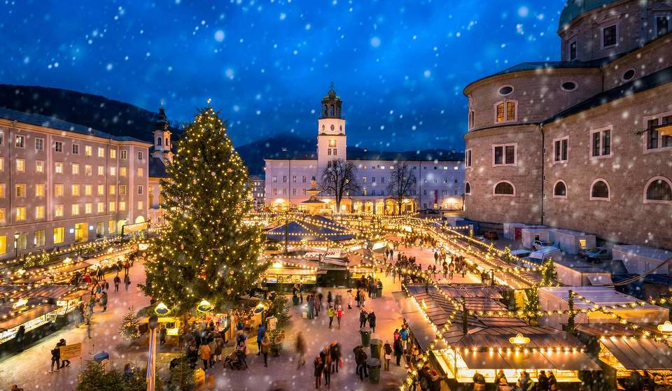 Ce charmant marché de Noël près de Londres est situé dans un décor alpin à couper le souffle, au cœur d&rsquo;une ville classée au patrimoine mondial de l&rsquo;UNESCO – et c&rsquo;est l&rsquo;un des plus anciens marchés de Noël au monde.