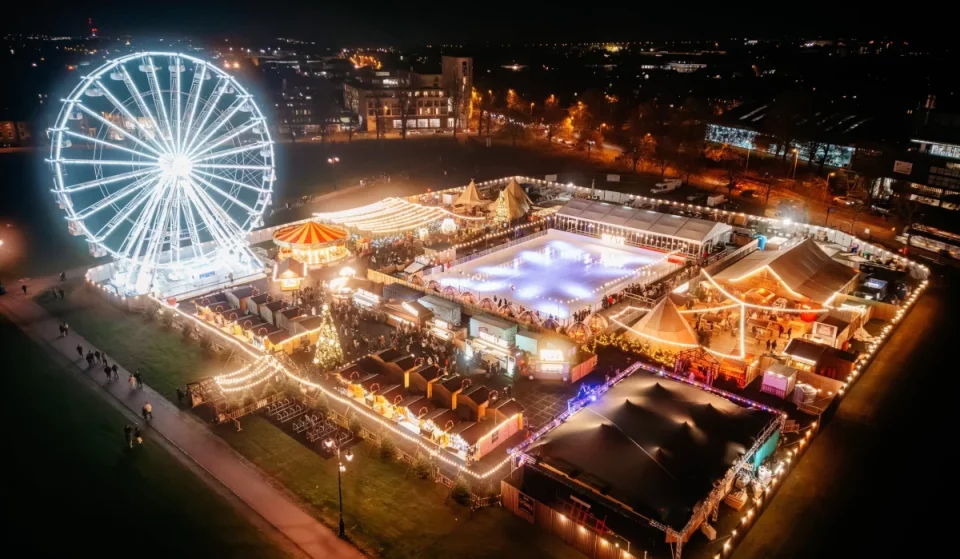 This Historic City Near London Turns Into A Twinkling Christmas Fairy-Tale Each Winter – And It’s Home To One Of The World’s Oldest Universities