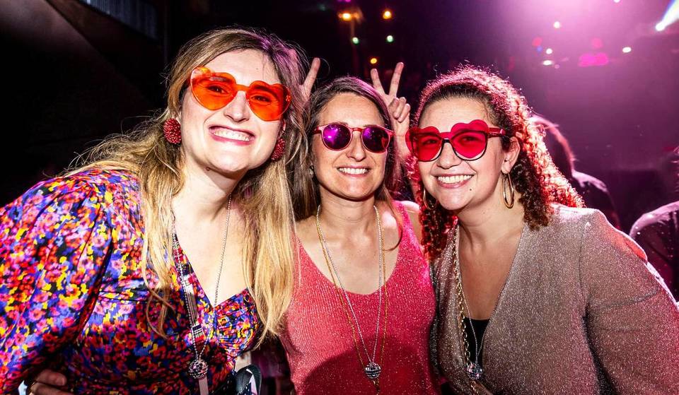 Gimme Gimme Disco Is Taking Over One Of London’s Most Famous Club — With Glitter-Soaked Energy, Legendary ’80s Anthems, & A Strictly Feel-Good Vibe