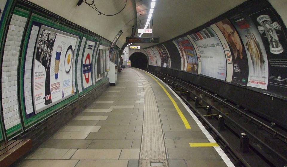 Esta estação de metro de Londres faz 100 anos em 2026 – e tem o mais profundo abrigo antiaéreo da capital escondido debaixo dela