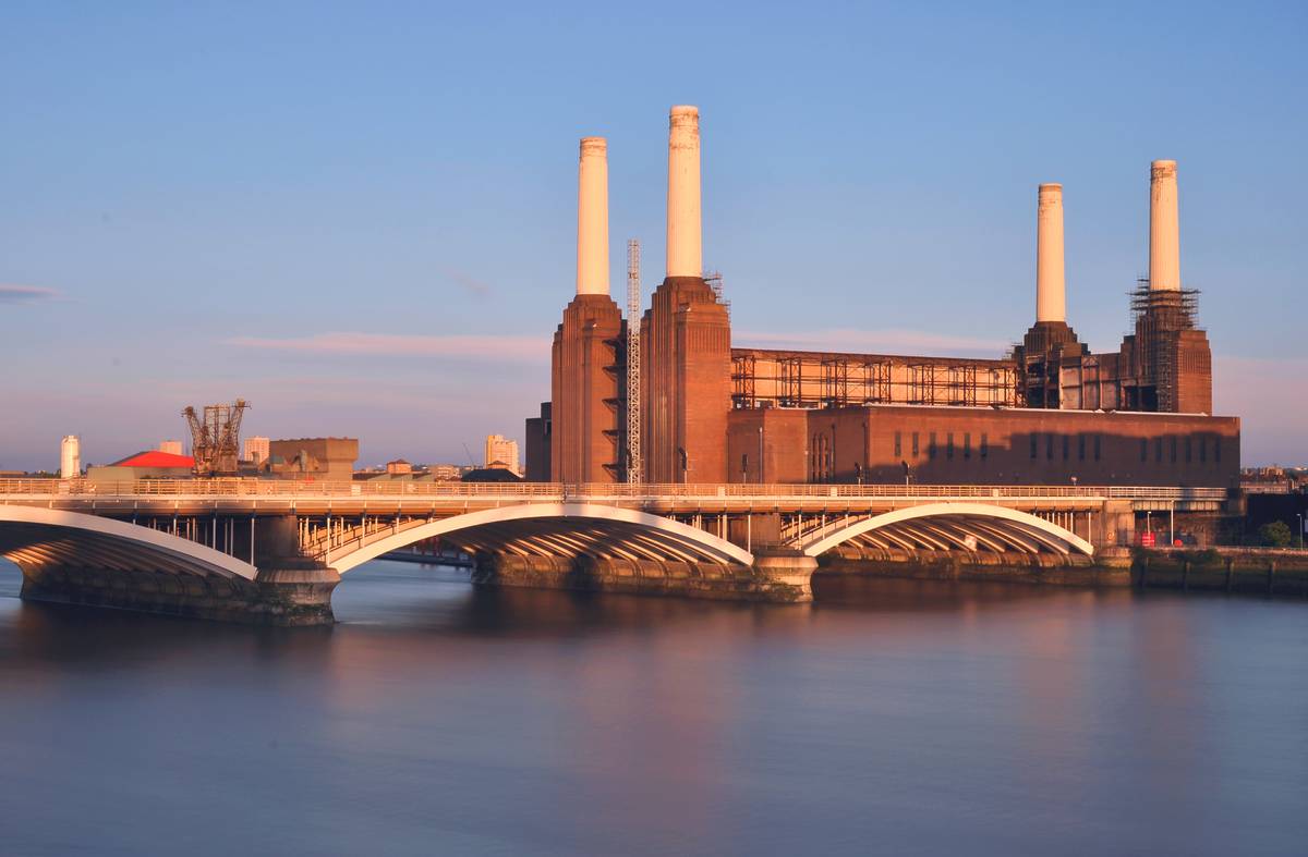 Battersea Bridge and Battersea Power station at sunset