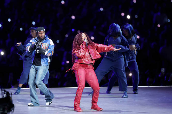 Kendrick Lamar and SZA performing at the Super Bowl in 2025