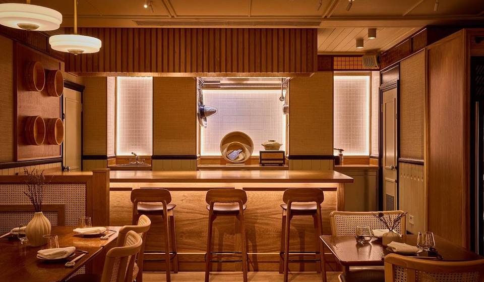This Stunning Mayfair Sushi Restaurant Has Launched A Special Omakase Experience ‘At The Counter’ – With Room For Just 4 Diners A Night And Sushi Delivered Straight To Your Hand