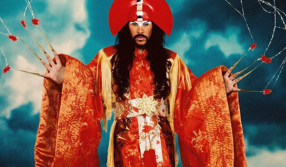 Empire Of The Sun ofrecerá tres grandes conciertos en Londres este verano como parte de la gira «Ask That God». Aquí te explicamos cómo conseguir entradas.