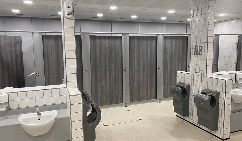 The Best Railway Station Toilets In Britain Can Be Found Inside This Major London Transport Hub – And Over 6000 Miles Worth Of Loo Roll Is Used In Them Each Year