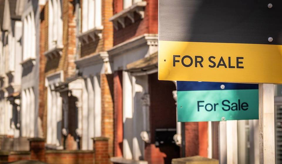 «Talvez eu nunca consiga comprar uma casa nesta cidade» — veja quanto você precisaria ganhar para comprar sua própria casa em cada bairro de Londres