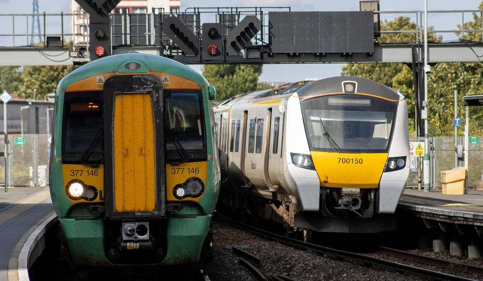 Caos ferroviario a Londra: deragliamento e guasto al sistema di segnalazione bloccano le linee Southern, Thameslink e Gatwick Express – Tutto quello che c’è da sapere