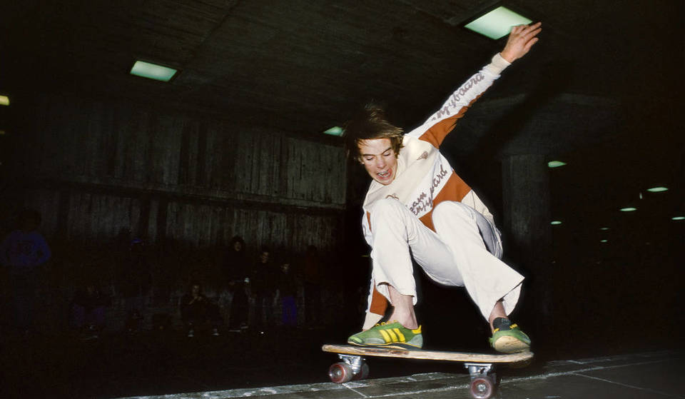 El parque de skate más emblemático de Londres se conmemora con una exposición retrospectiva en el Southbank Centre, que cuenta la historia de medio siglo de vida de este famoso lugar para practicar skate.