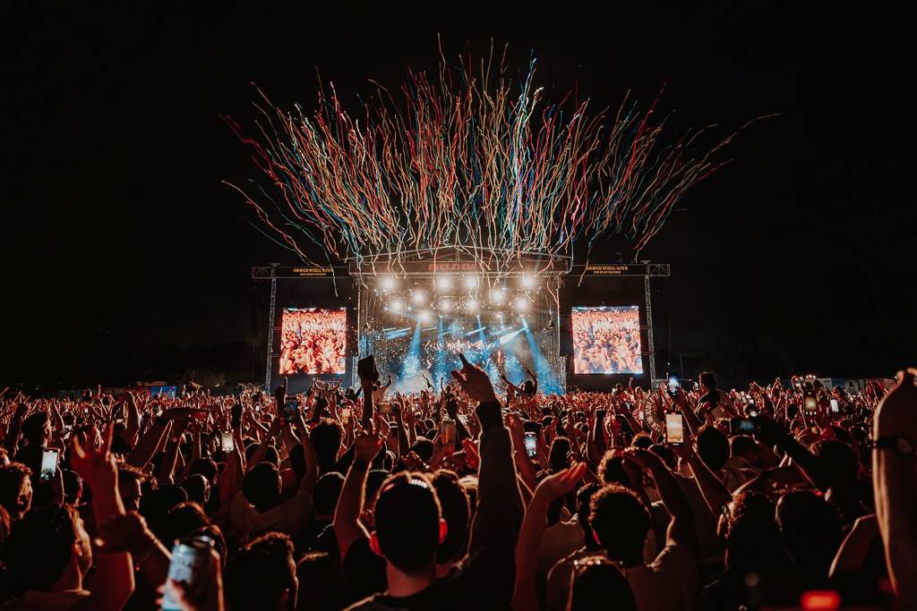 Ausschnitt vom Ende des Field Day mit Feuerwerk im Jahr 2025