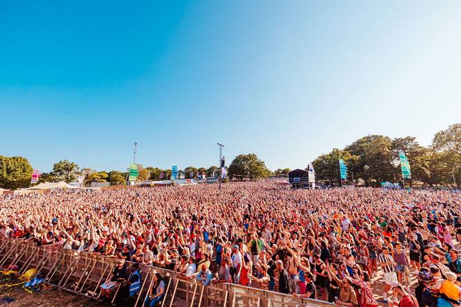 Crowd at Mighty Hoopla Festival