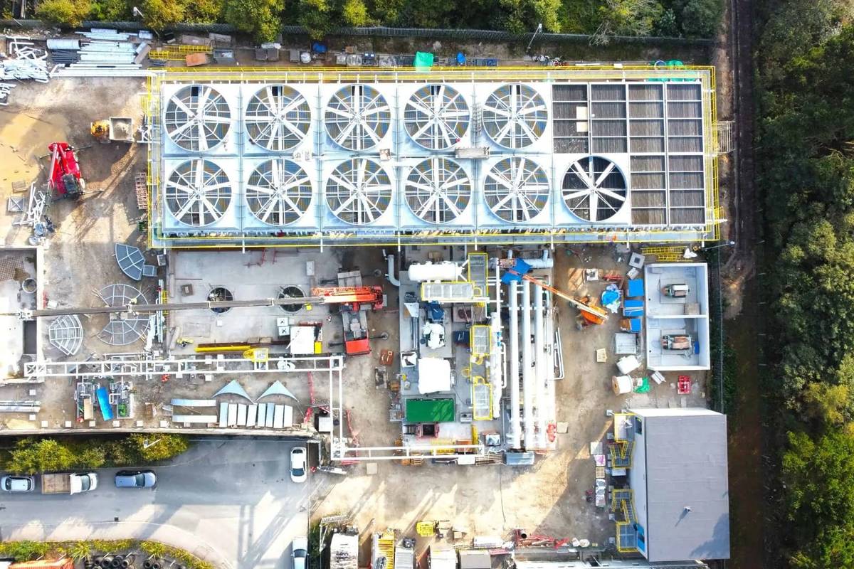 Das erste Kraftwerk Großbritanniens, das die Wärme der Erde nutzt, wurde offiziell in Betrieb genommen und wird 10.000 Haushalte mit erneuerbarer Energie versorgen Das erste Kraftwerk Großbritanniens, das die Wärme der Erde nutzt, wurde offiziell in Betrieb genommen und wird 10.000 Haushalte mit erneuerbarer Energie versorgen