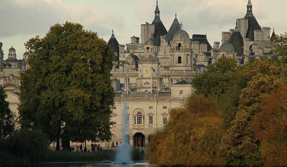 Cette journée royale à Londres est le remède ultime contre le manque de « Bridgerton », avec un thé de l&rsquo;après-midi haut de gamme et une soirée musicale dans une salle classée Grade II.