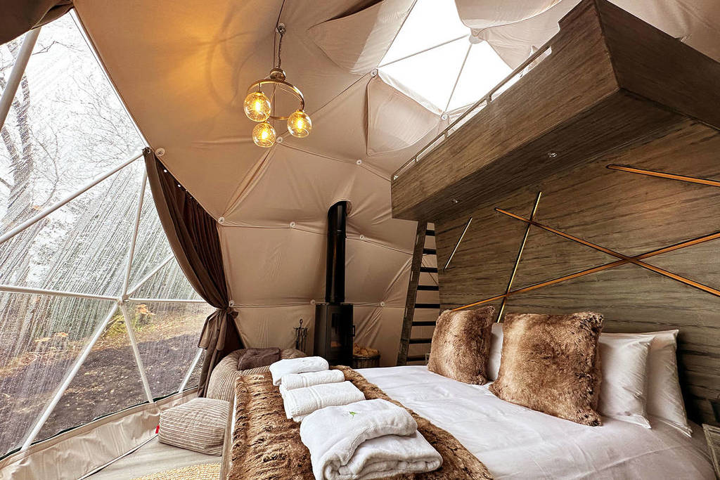 El dormitorio dentro de una de las Luna Domes.