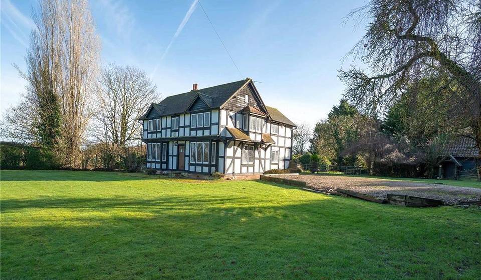 The gorgeous former home of a legendary Pink Floyd member has been put up for sale – and it comes complete with its own lake and a swimming pool that the iconic British rockstar dug himself