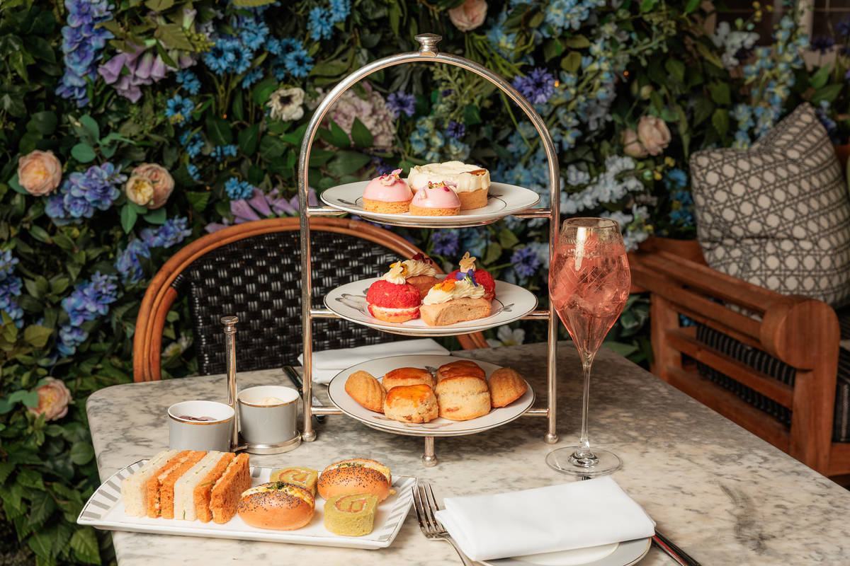 31 der schönsten Nachmittagstees in London für einen raffinierten britischen Genuss 31 der schönsten Nachmittagstees in London für einen raffinierten britischen Genuss