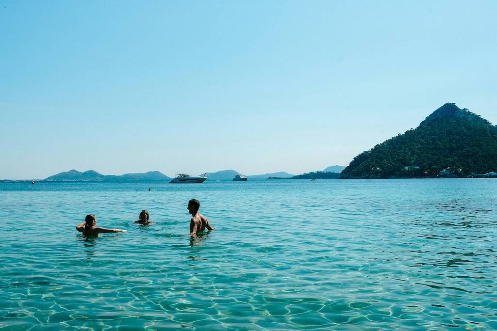 wild swimming Jet2 