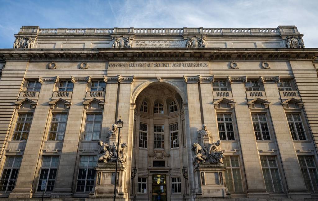 De ingang van Imperial College London