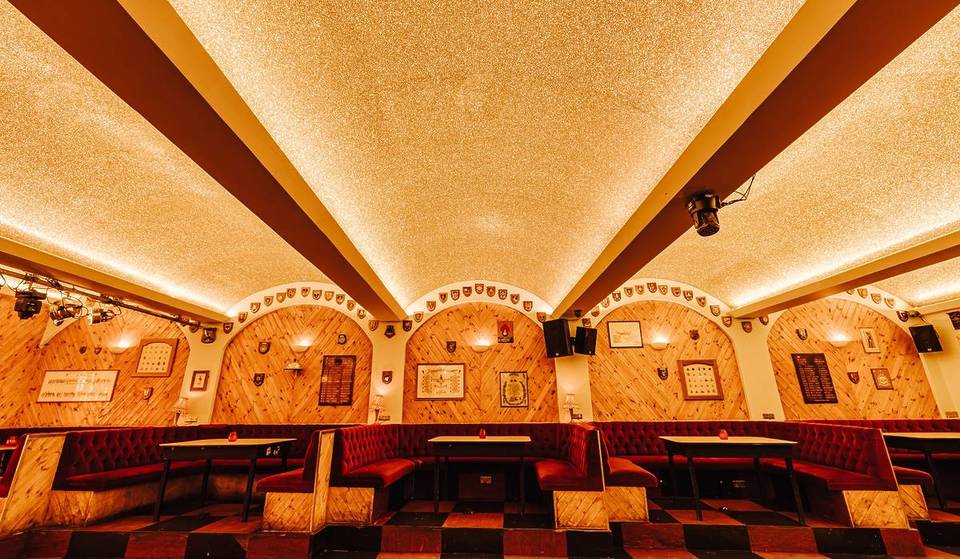 Il Moth Club ha ottenuto una grande vittoria, poiché il Consiglio di Hackney ha respinto un piano di sviluppo che minacciava il futuro di questo amato locale di 112 anni