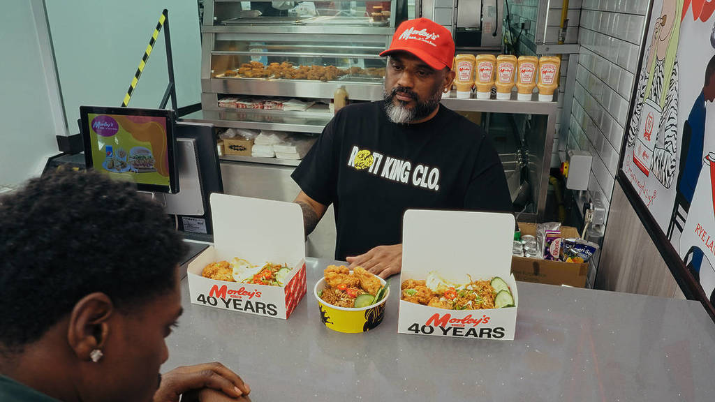 Plats Roti King x Morleys