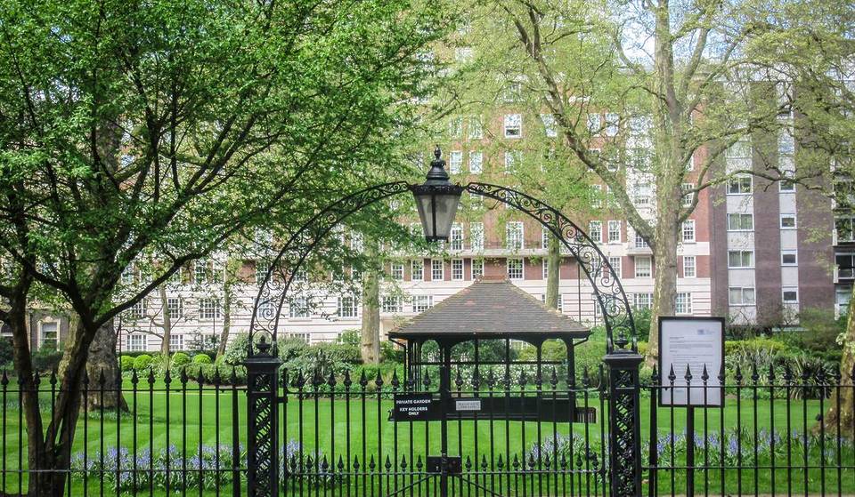 Plus de 120 jardins secrets à travers Londres ouvriront leurs portes au public pendant un week-end seulement, y compris certains des espaces verts les plus exclusifs de la ville