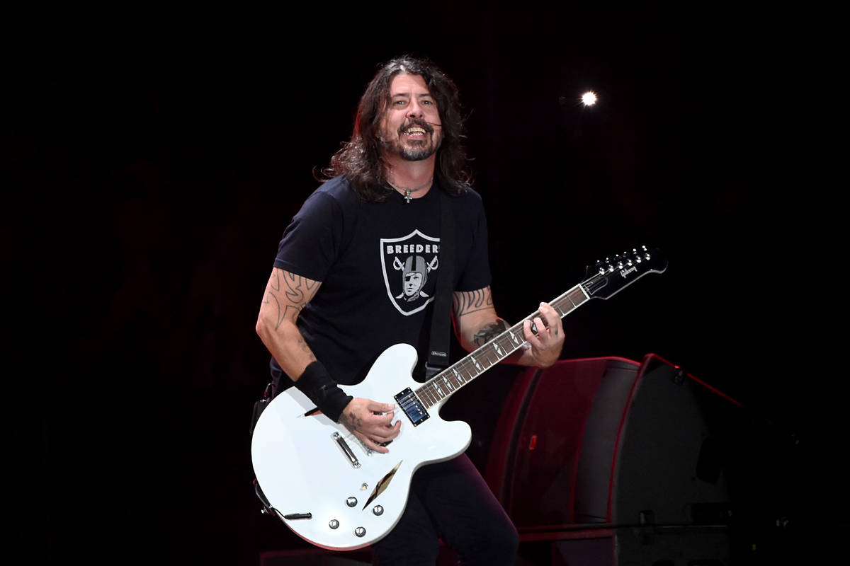 Foo Fighters & Meek wurden als nächste musikalische Gäste für SNL UK bekannt gegeben Foo Fighters & Meek wurden als nächste musikalische Gäste für SNL UK bekannt gegeben