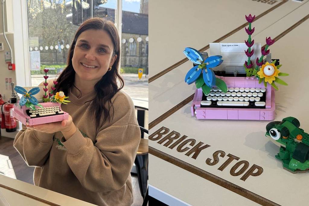 2 Bilder: links eine lächelnde Dame mit ihrer Lego-Kreation und rechts zwei Lego-Kreationen: eine rosa Schreibmaschine und ein grüner Frosch