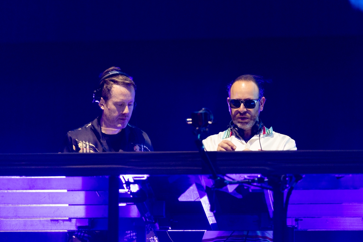 Chase & Status haben gerade zwei große Shows in London für nächsten Monat angekündigt – und sie werden ein brandneues Live-Konzept vorstellen Chase & Status haben gerade zwei große Shows in London für nächsten Monat angekündigt – und sie werden ein brandneues Live-Konzept vorstellen