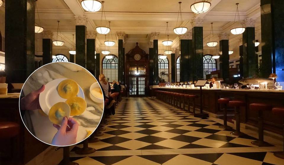 Esta masterclass exclusiva de confeção de massa decorre dentro de um dos hotéis mais icónicos de Londres — e é a derradeira diversão gastronómica no coração da capital
