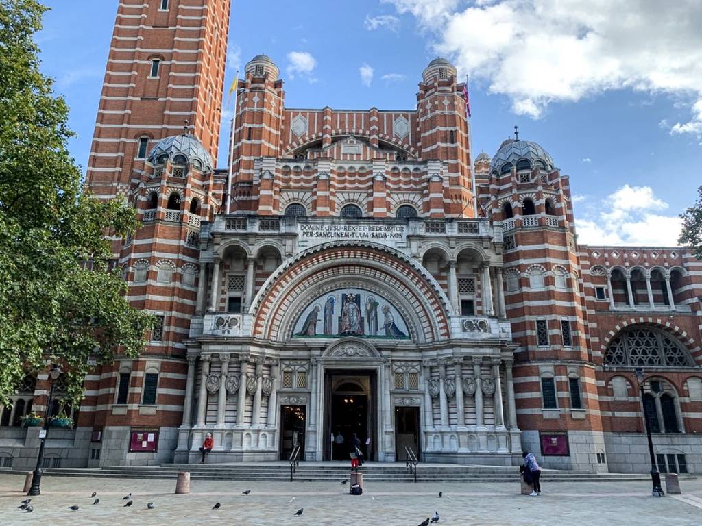 Außen- und Haupteingang der Westminster Cathedral