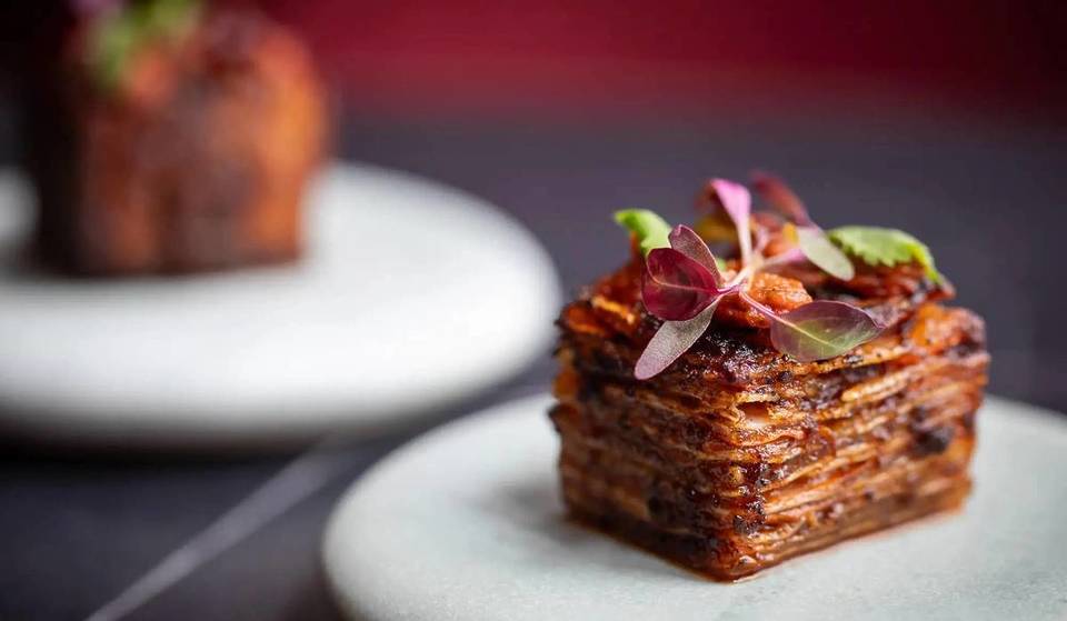 Dit West-Afrikaanse fine dining-restaurant net buiten Londen is officieel een van de beste nieuwe restaurants ter wereld – en het ligt op minder dan een uur rijden van de stad