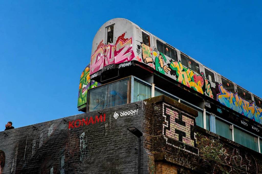 Carrozze della metropolitana al Village Underground