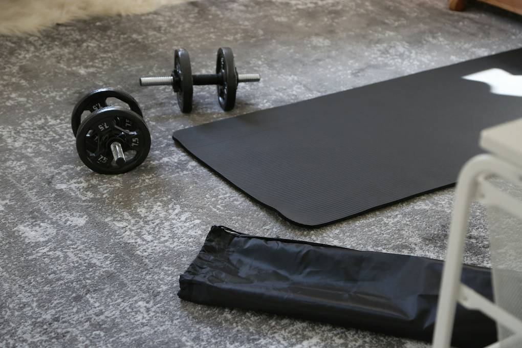 gym mat weights at home gym