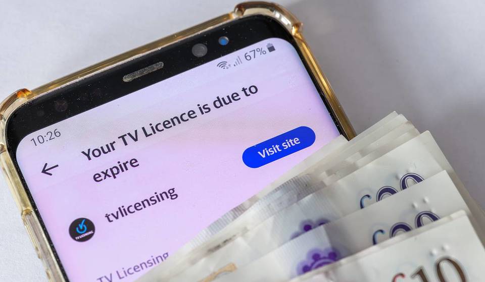 De regering heeft een update gegeven over gratis tv-licenties voor alle gepensioneerden – temidden van een campagne om de vergoeding van £ 180 voor gepensioneerden die de pensioengerechtigde leeftijd bereiken, af te schaffen 