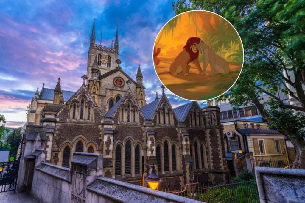 Die Außenseite der Southwark Cathedral in London bei Sonnenuntergang und Nala und Simba streicheln sich im Dschungel in „Der König der Löwen“.