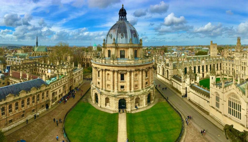 aerial shot of oxford uni