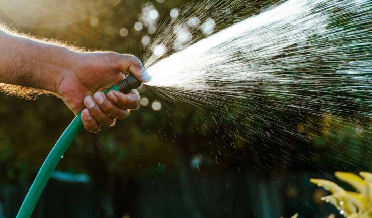 A hosepipe ban in London starts at midnight tonight — here is everything you need to know