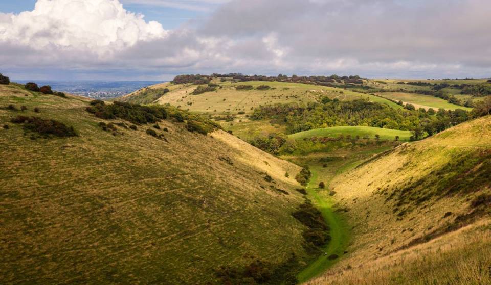 El eclipse solar más grande en 27 años se podrá ver en todo el Reino Unido este agosto, y Devil’s Dyke es el mejor lugar cerca de Londres para verlo